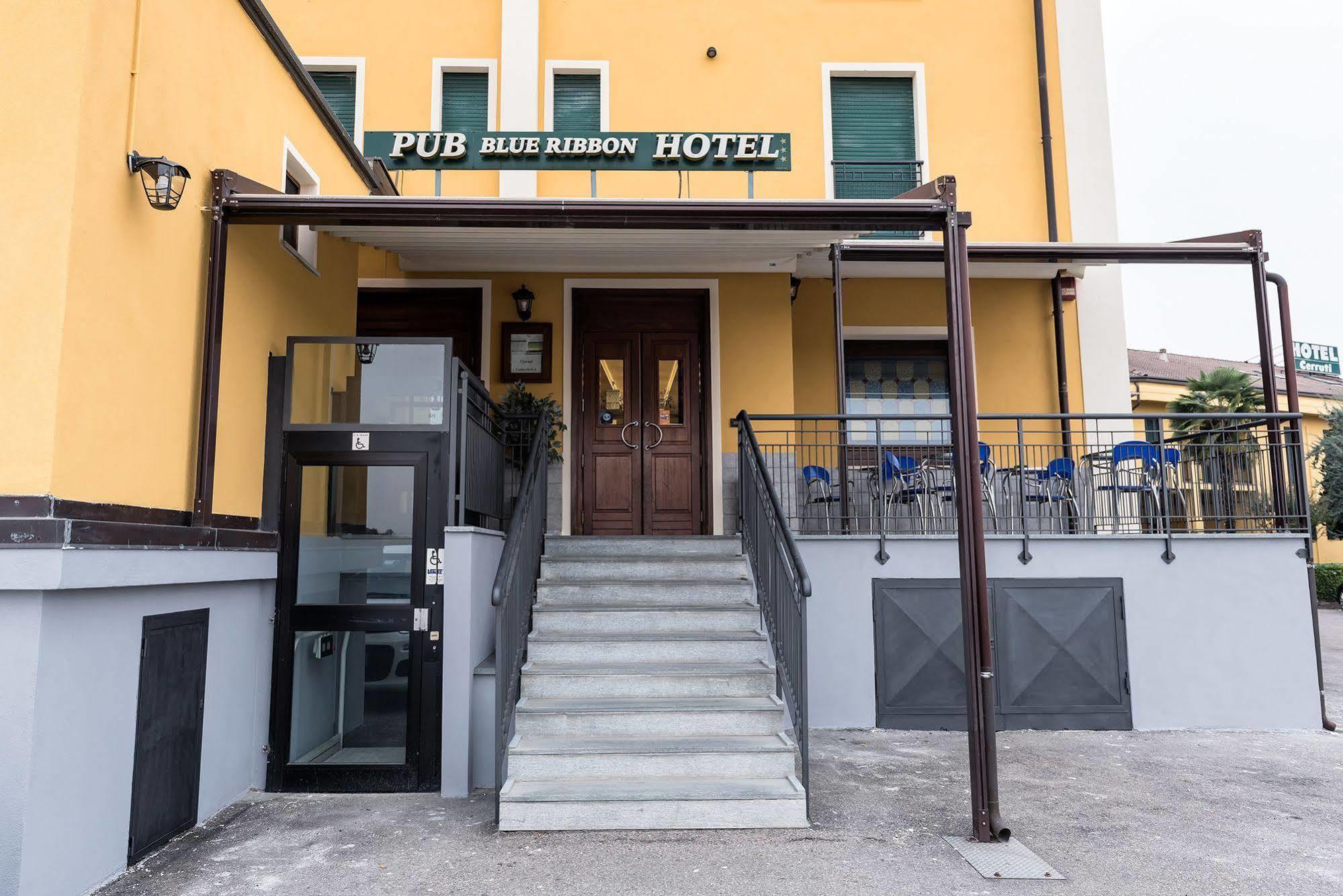 Hotel Blue Ribbon Vercelli Exterior foto