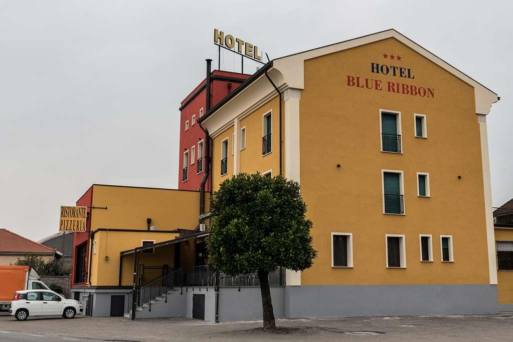 Hotel Blue Ribbon Vercelli Exterior foto